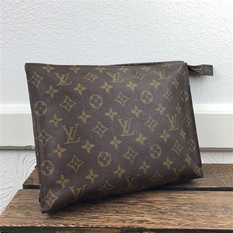 mens toiletry bag louis vuitton|Louis Vuitton vintage toiletry bag.